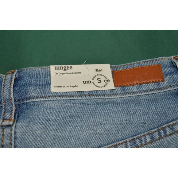 Umgee Womens Denim Skirt Size Small - Picture 3 of 6